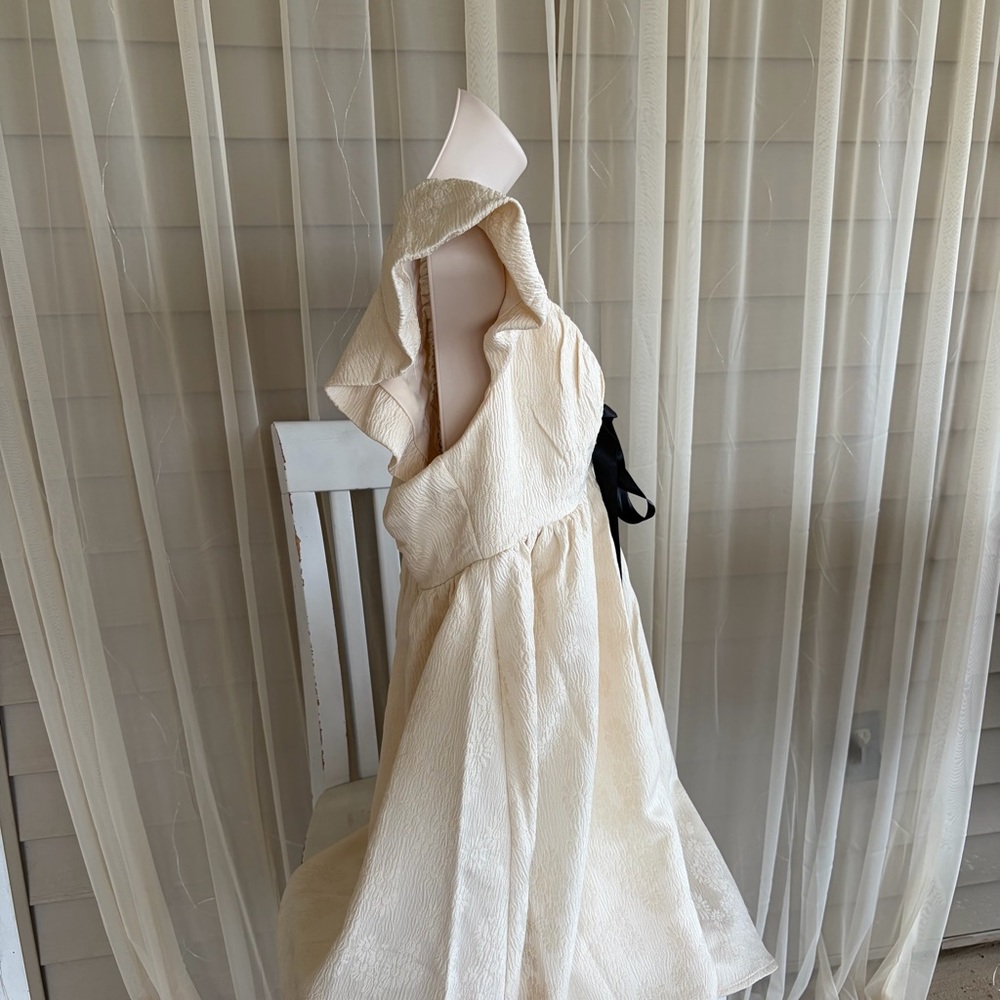 Trixxi Womens Short Sleeve Juniors Babydoll Dress. NWOT - Picture 2 of 13